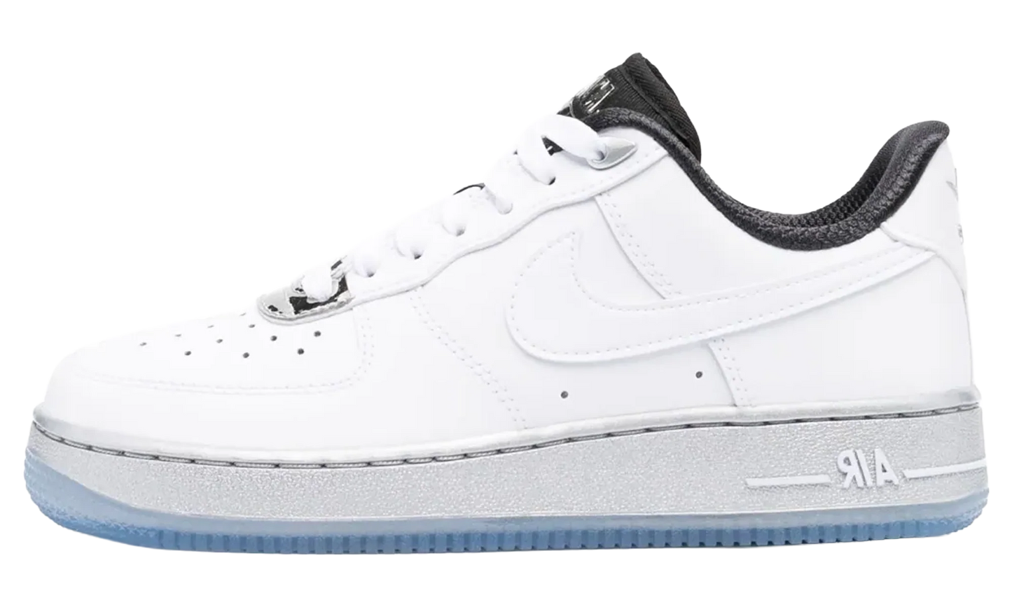 AIR FORCE 1'07 SE WMNS"White Chrome" DX6764 100