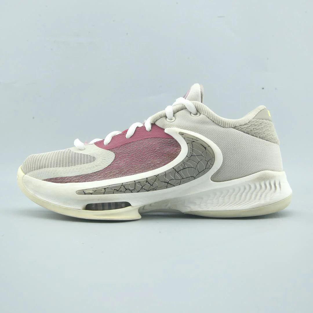 ZOOM FREAK 4