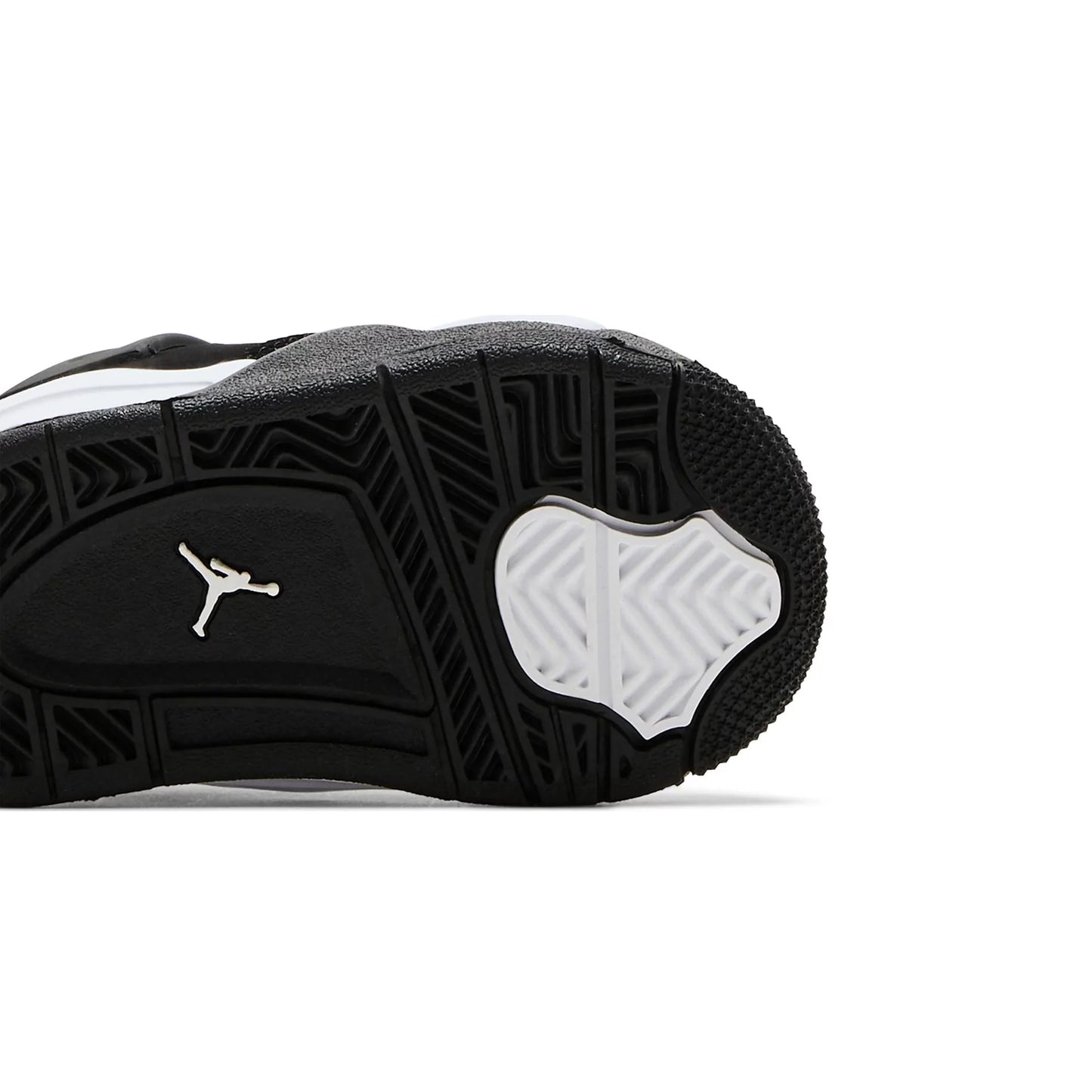 4 Retro 'White Thunder' TD (2024)