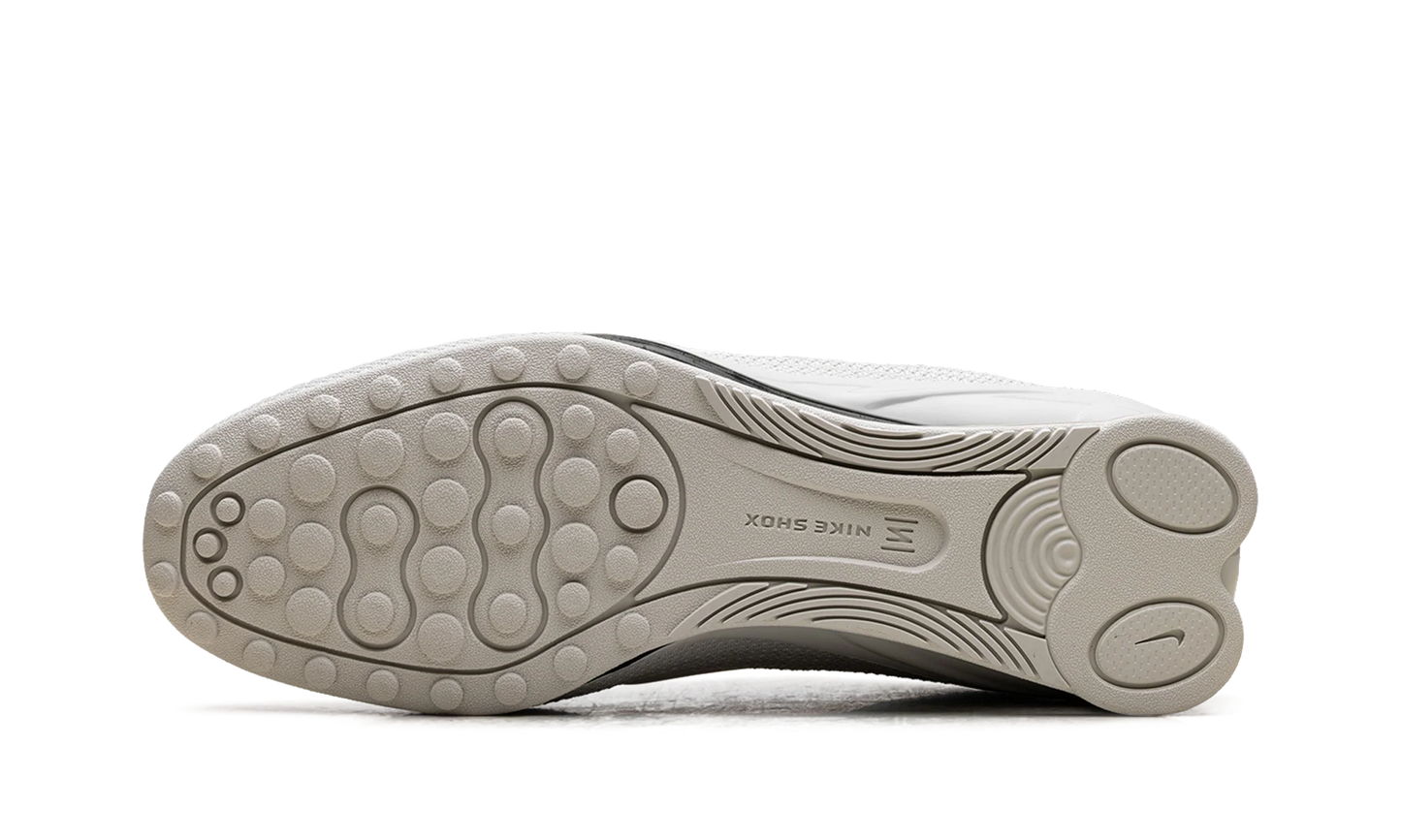 Shox Z WMNS"Phantom" HQ7540 004