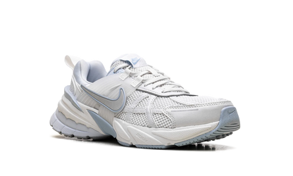 V2K Run WMNS"Platinum Tint Summit White Light Smoke Grey" FD0736 009