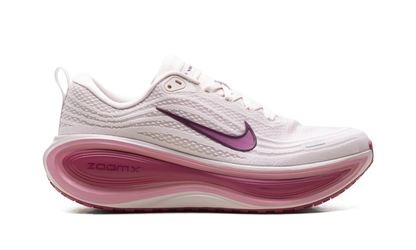 Vomero Plus Wmns"Red" HV8154 602