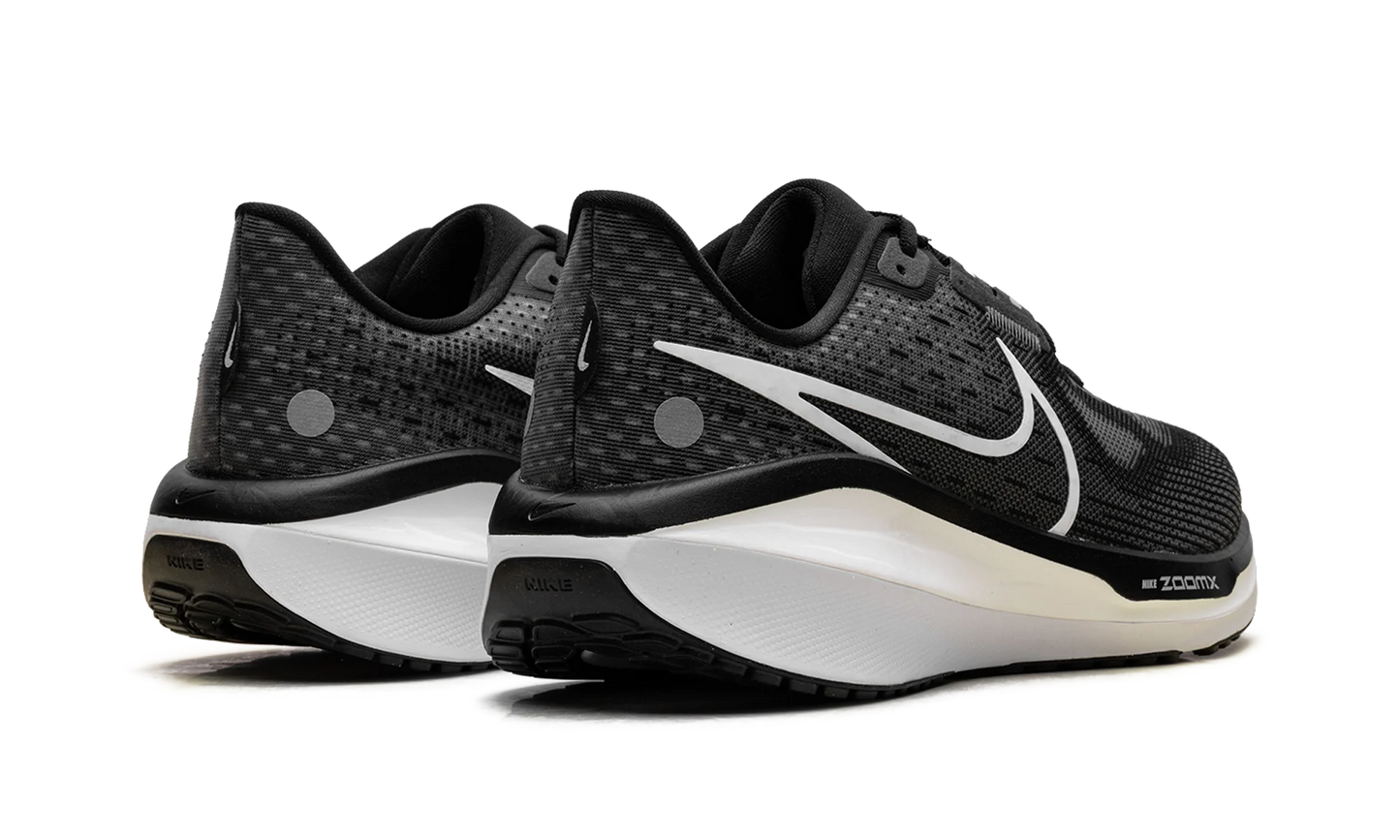 Vomero 17 Wmns"Black" FB8502 001