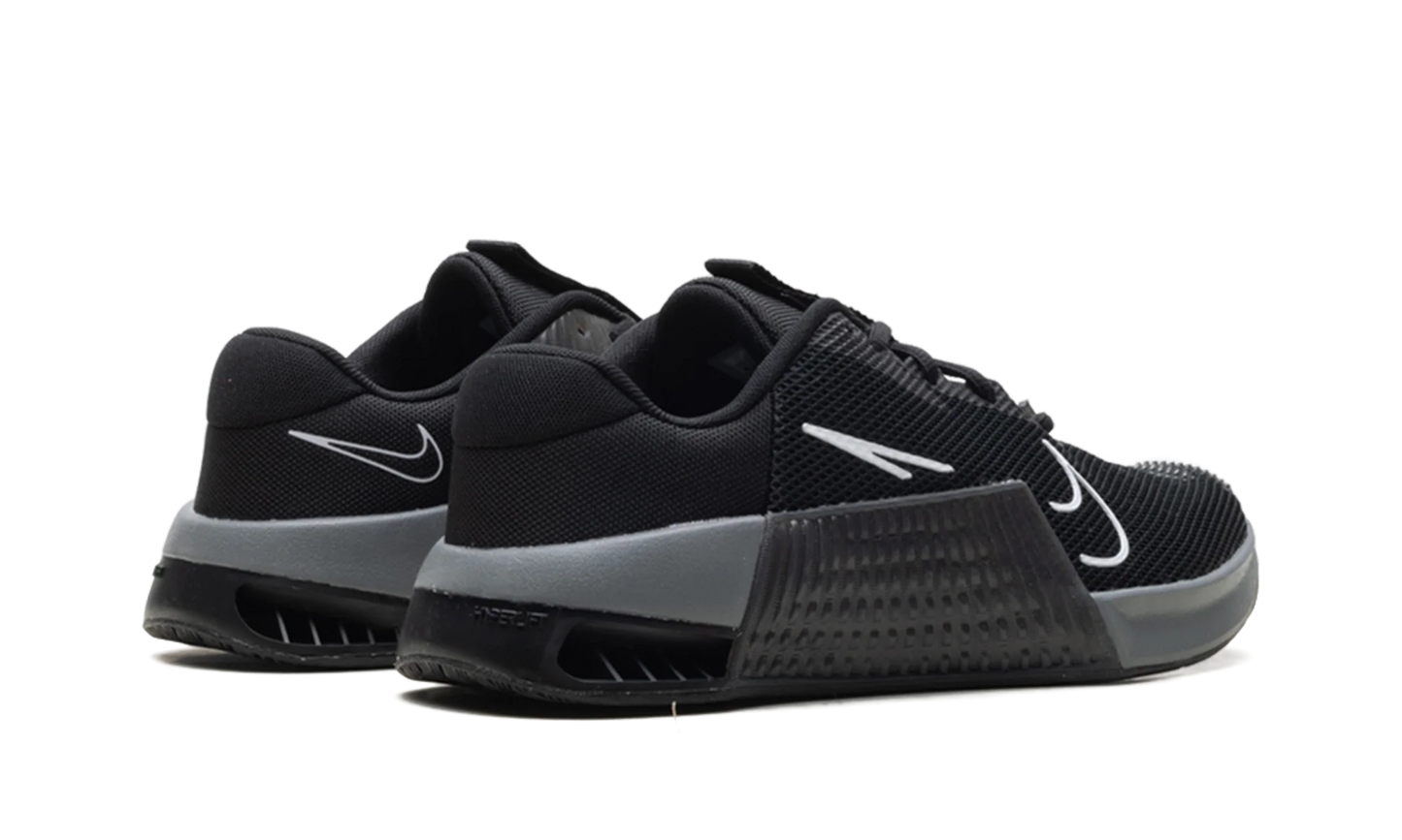 Metcon 9 WMNS"Black Smoke Grey" DZ2537 001