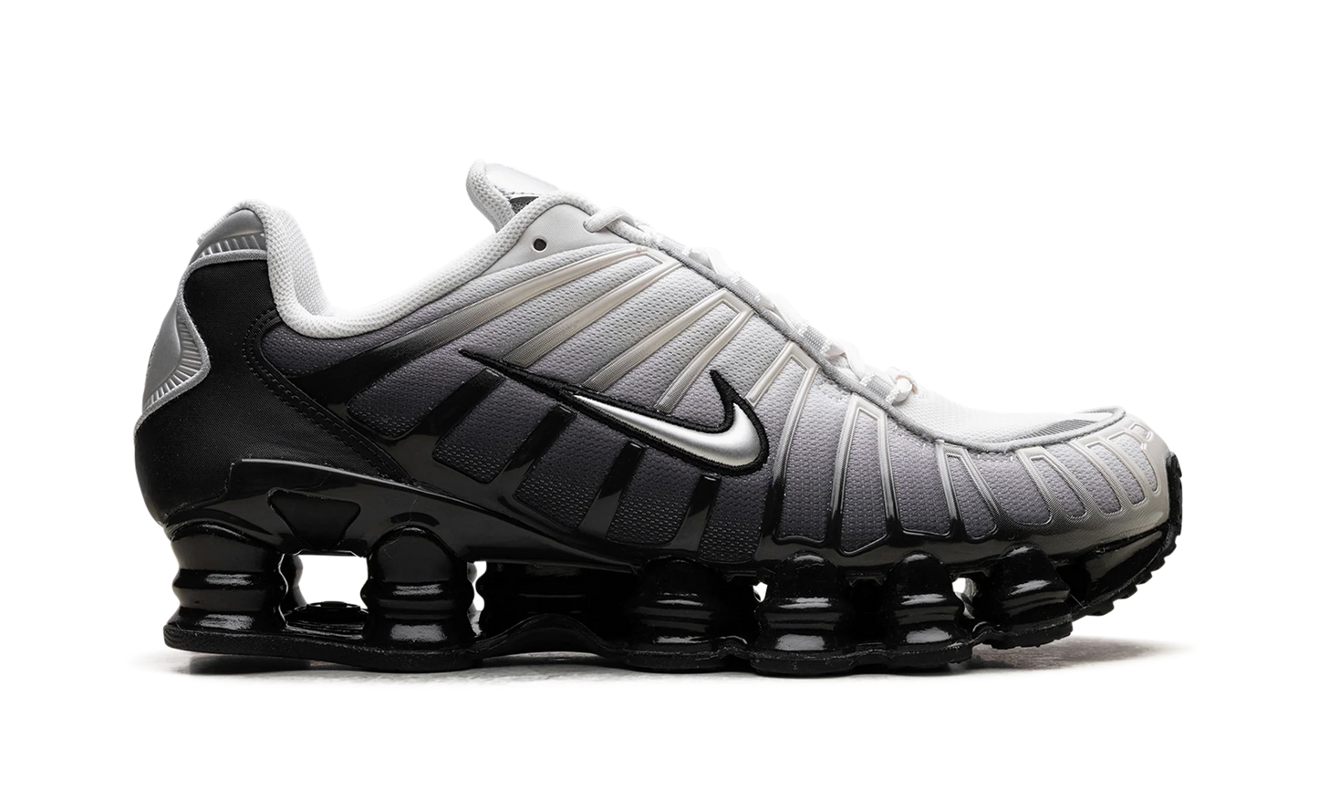 Shox TL WMNS"Off Noir" IB7705 001