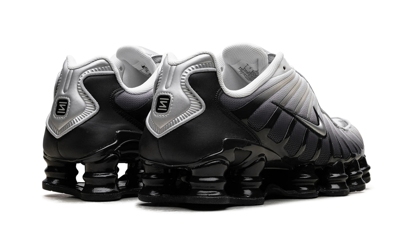 Shox TL WMNS"Off Noir" IB7705 001