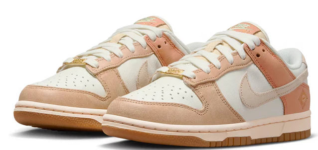 Dunk Low Australia (W)