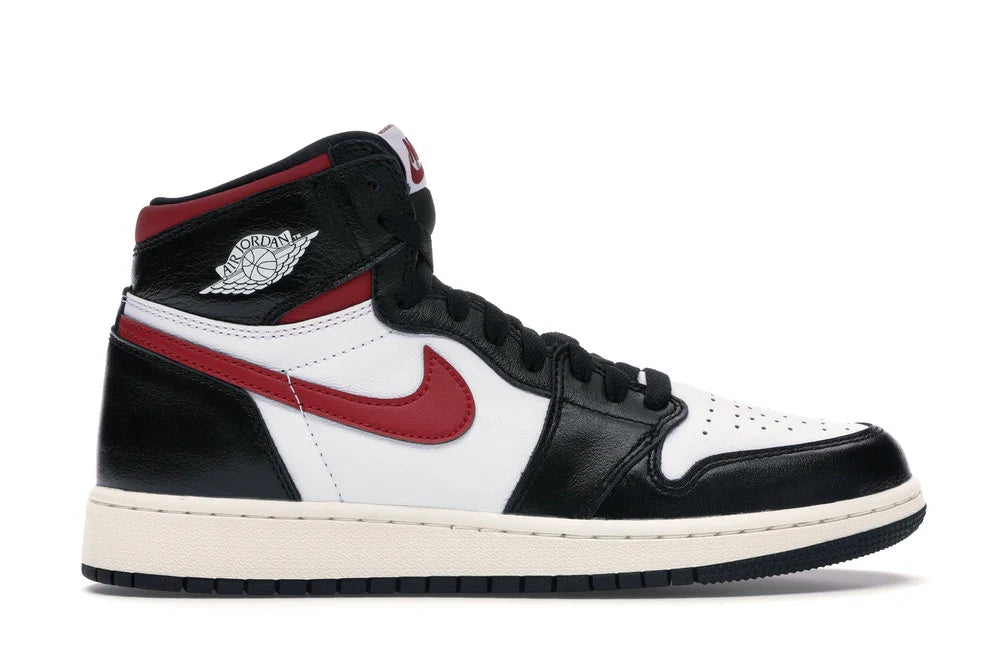 1 Retro High Black Gym Red (GS)