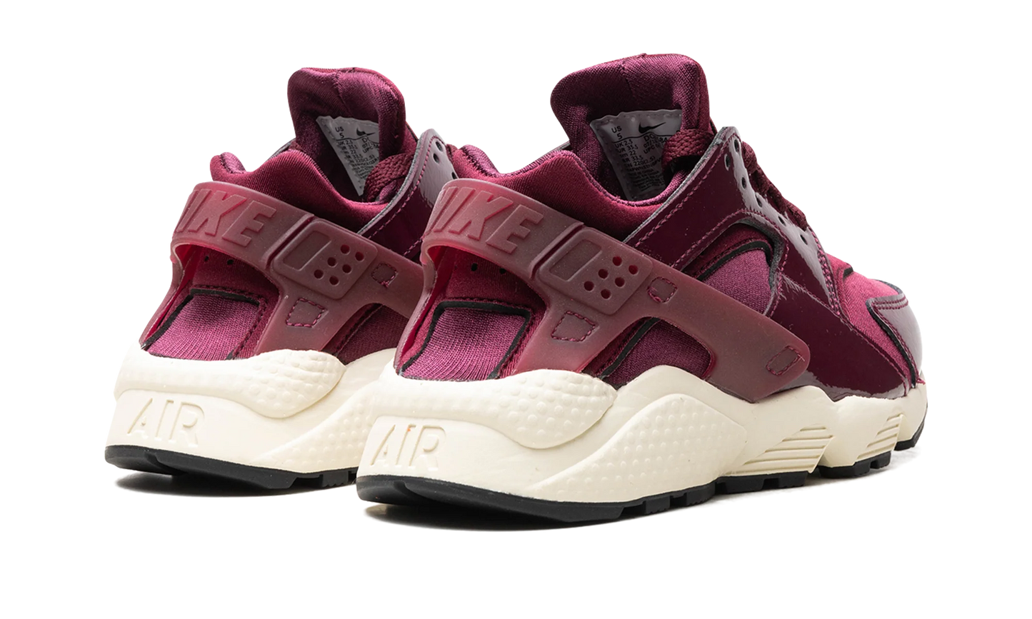 Air Huarache WMNS"BEETROOT" DQ8584 600