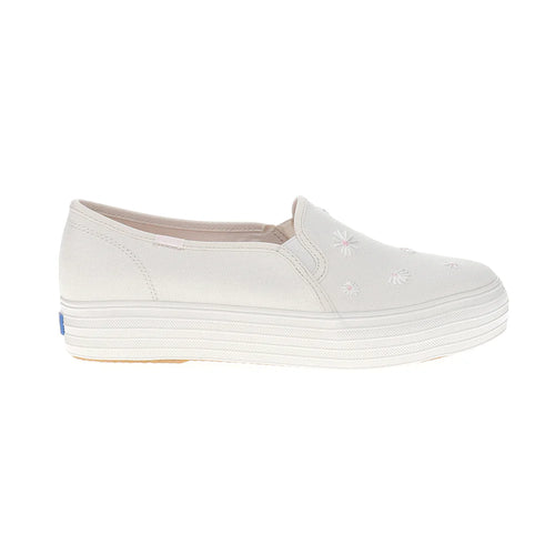 Triple Decker Canvas Daisy Embroidery Slip On