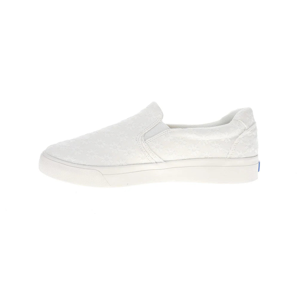Pursuit Starburst Eyelet Slip On Sneakers