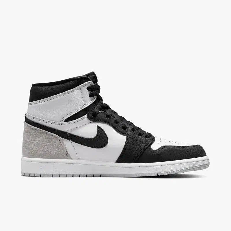 Air Jordan 1 Retro High OG 'Stage Haze' (2022)