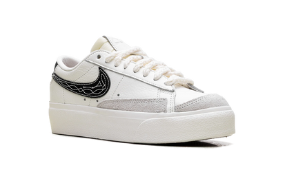 Blazer Low Platform WMNS"Needlework" FJ4556 133