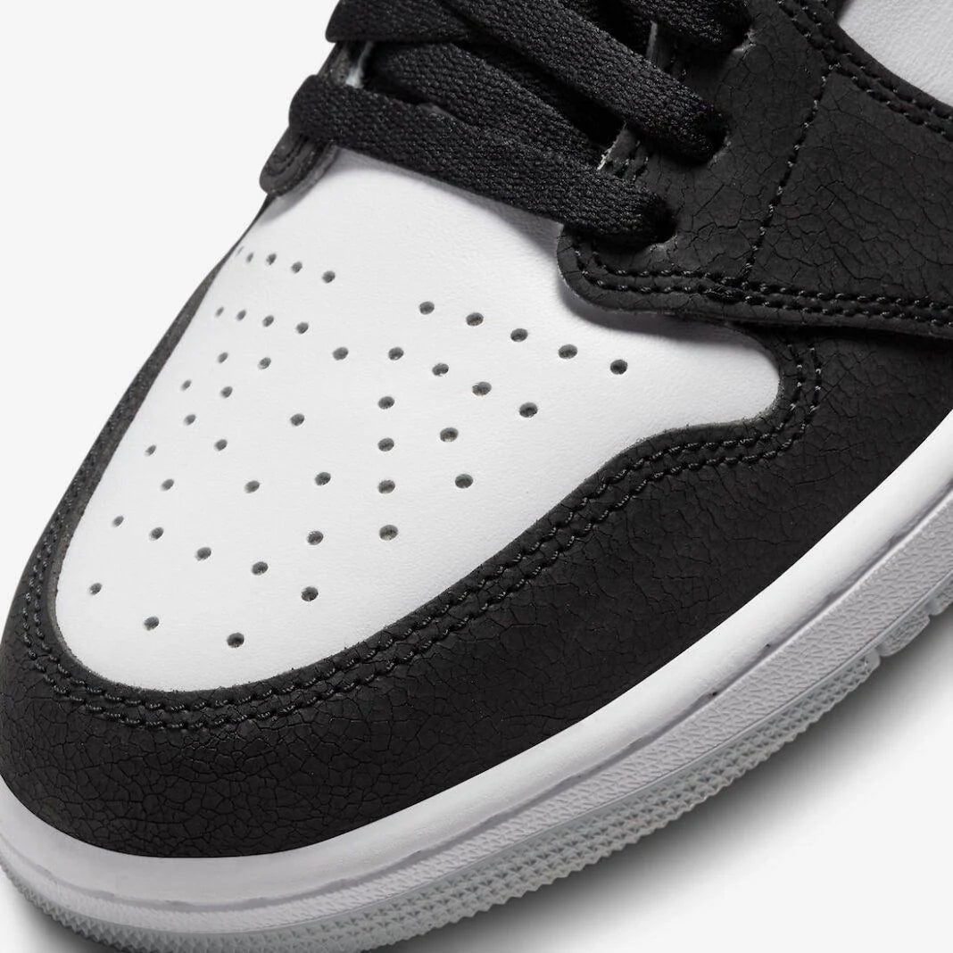 Air Jordan 1 Retro High OG 'Stage Haze' (2022)