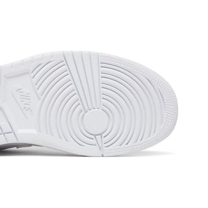 1 Low 'White' W (2022)