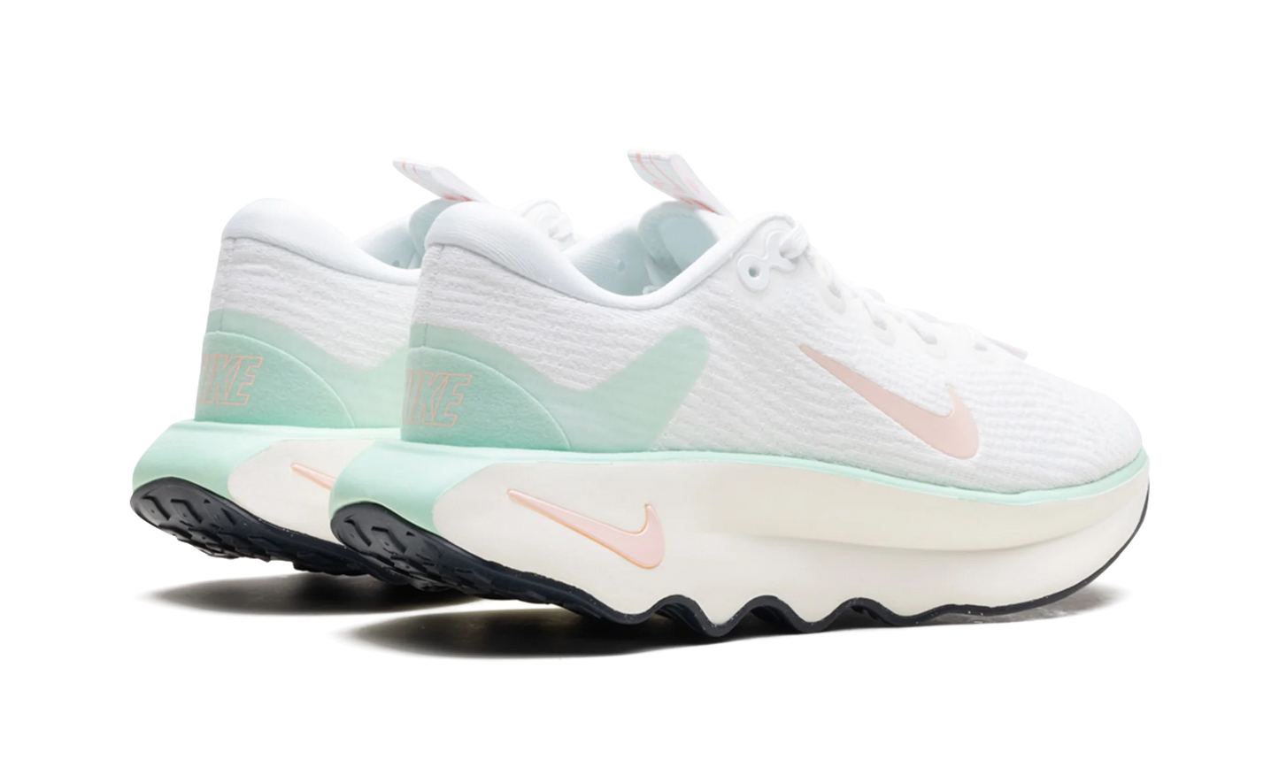 Motiva WMNS"White Mint Foam Sail Sunset Tint" HQ3506 100