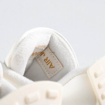 4 Retro ‘Metallic Gold’ Women's (2024)