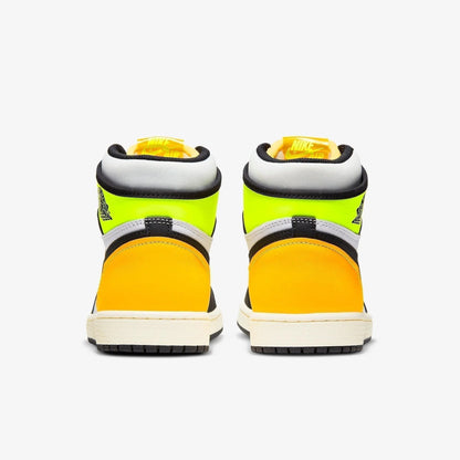 Air Jordan 1 Retro High OG 'Volt / Gold' (2021)