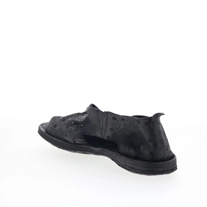 Reiley Floral Womens Black Leather Slip On Strap Sandals Shoes