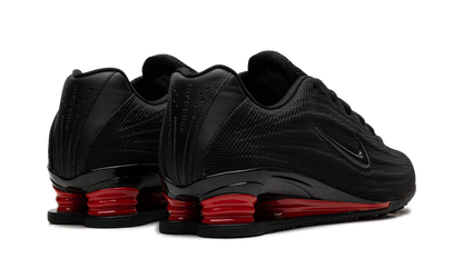 Shox Z WMNS"Bred" HQ7540 002
