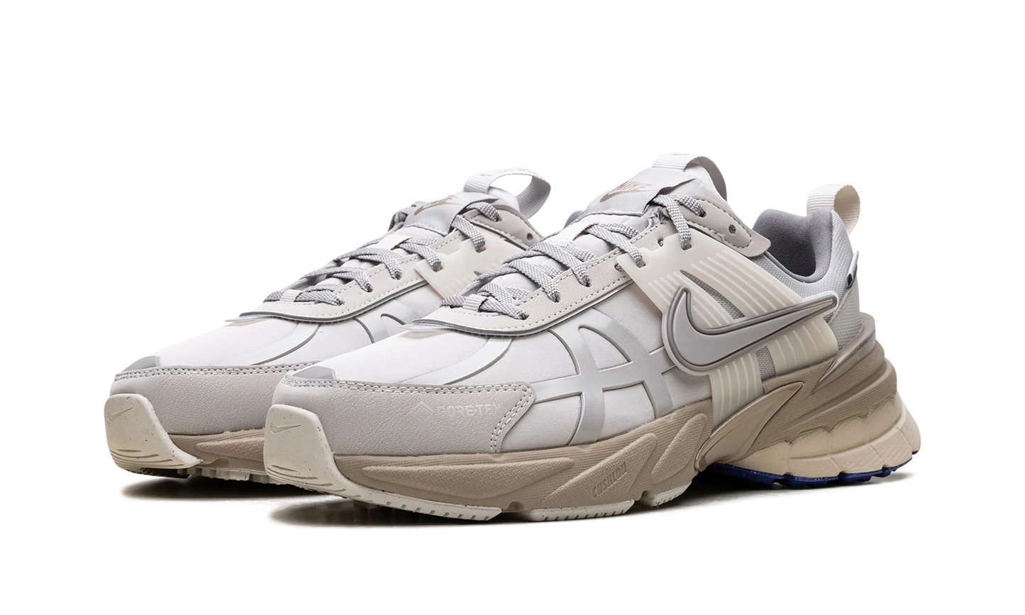 V2K Run WMNS"Gore-Tex Light Bone" FZ2622 002