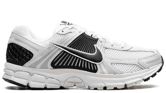 Zoom Vomero 5 ‘White Black’