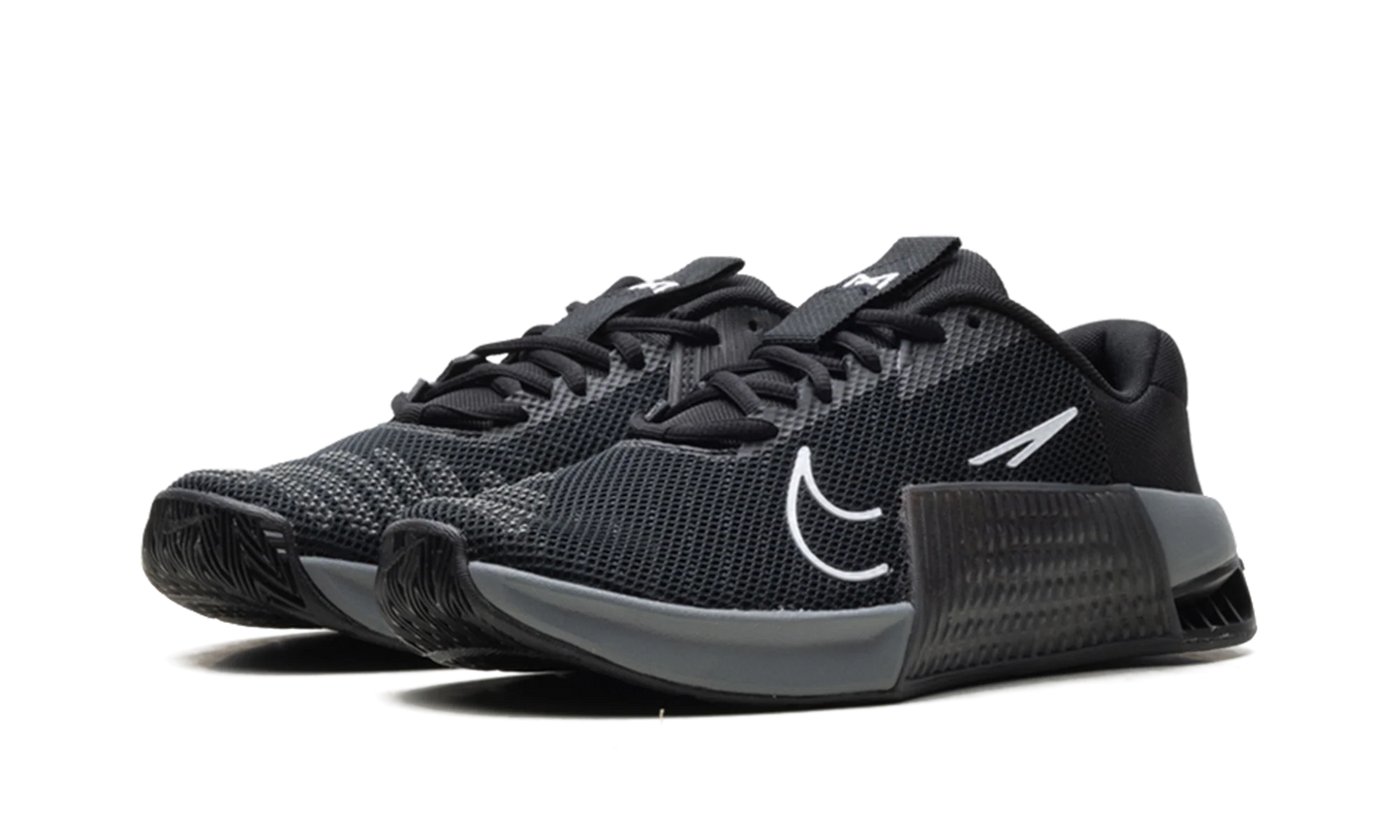 Metcon 9 WMNS"Black Smoke Grey" DZ2537 001
