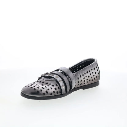 Jett Womens Silver Leather Hook & Loop Loafer Flats Shoes