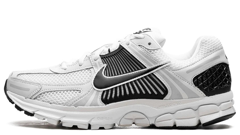 Zoom Vomero 5 ‘White Black’