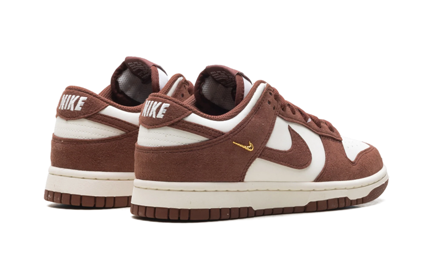 Dunk Low WMNS"Red Sepia Gold Mini Swoosh" IB4417 104