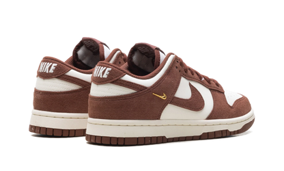 Dunk Low WMNS"Red Sepia Gold Mini Swoosh" IB4417 104
