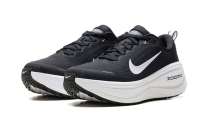 Vomero Plus WMNS"Black White" HV8154 002