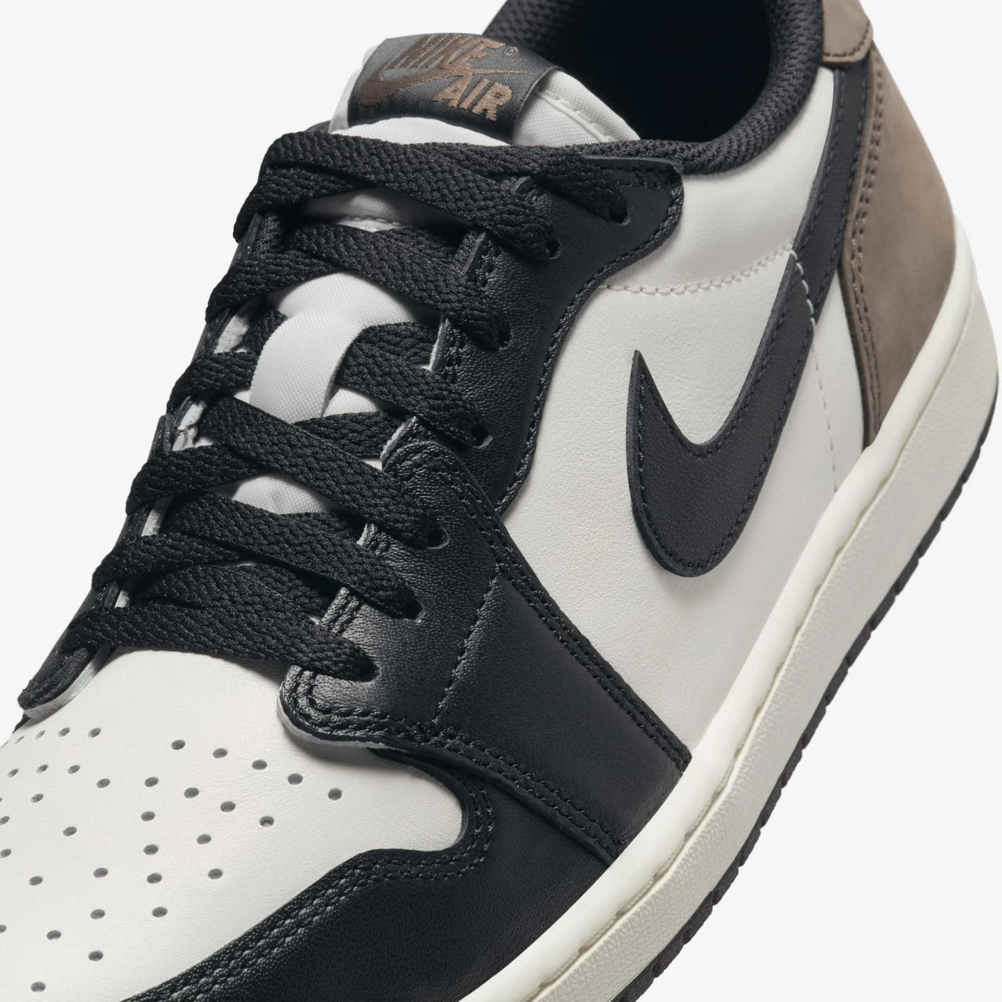 Air Jordan 1 Low OG 'Mocha / Palomino' (2024)