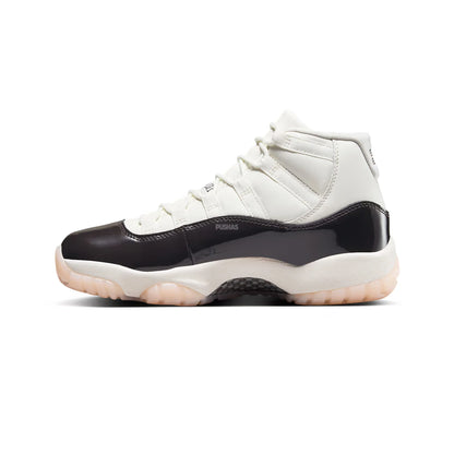 11 Retro 'Neapolitan' Women's (2023)