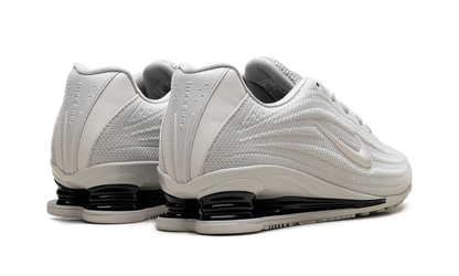 Shox Z WMNS"Phantom" HQ7540 004