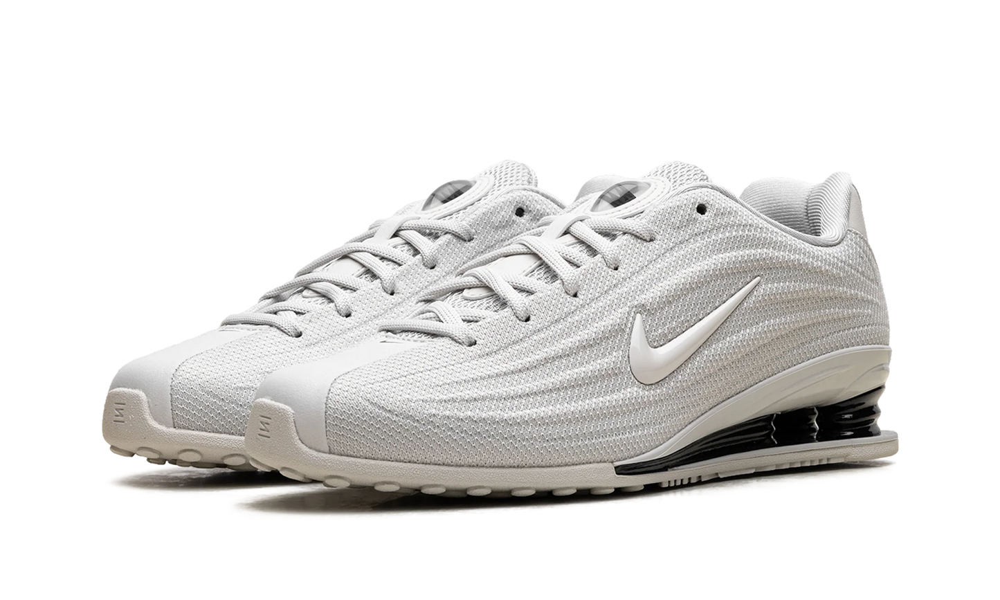 Shox Z WMNS"Phantom" HQ7540 004