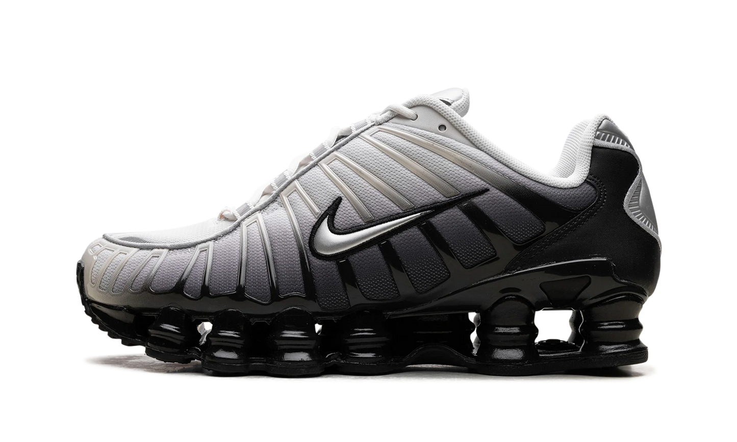 Shox TL WMNS"Off Noir" IB7705 001