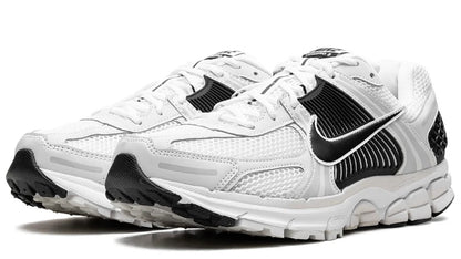 Zoom Vomero 5 ‘White Black’